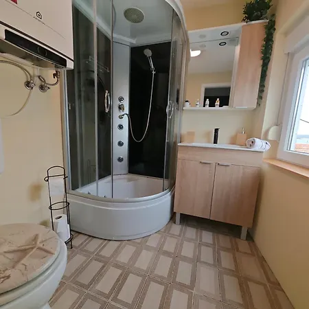 Cozy Family For 4 With Sea View Near The In